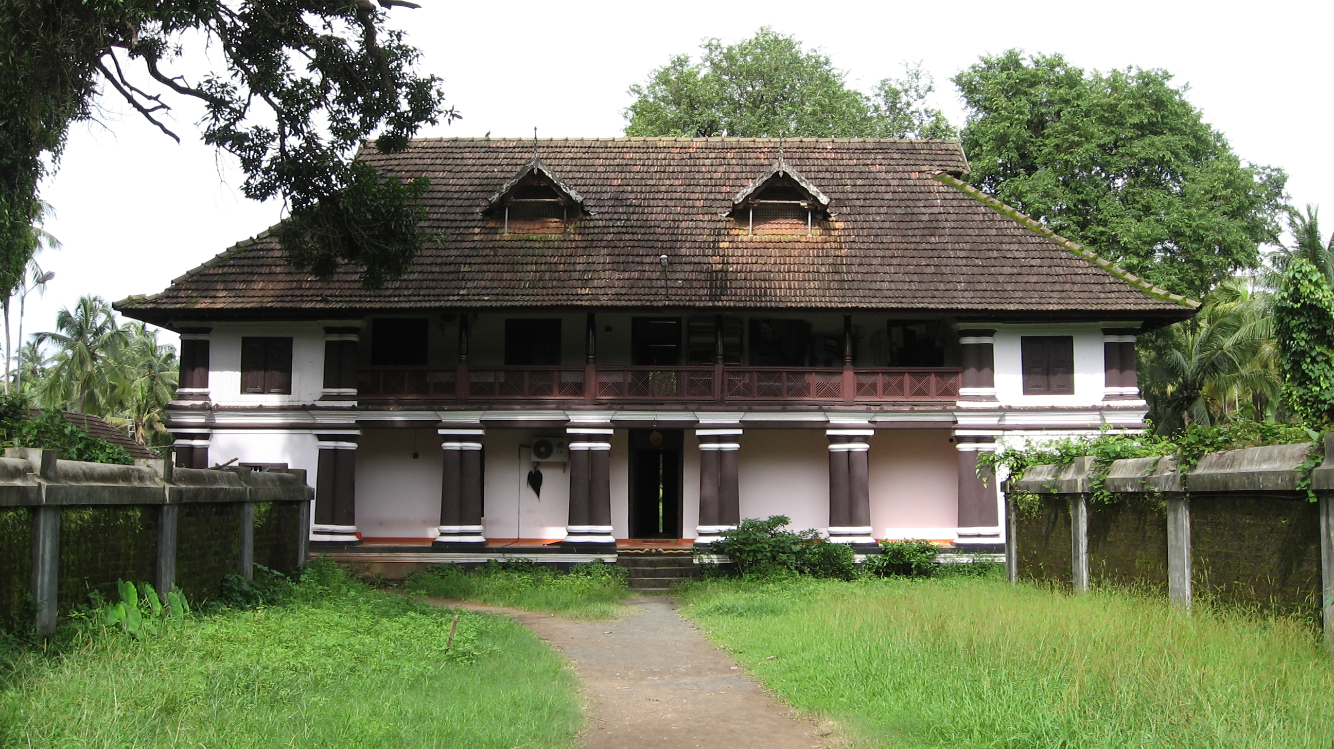 Bespoke Kerala Heritage Trails and Artisan Workshops